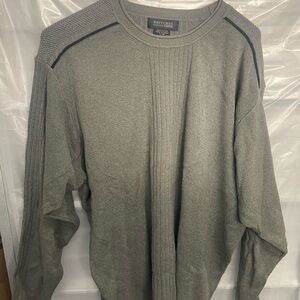 Brittles Men's Classic Gray Crewneck Sweater